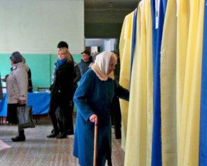 У Порошенка заявили про готовність до дострокових виборів