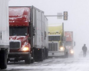 Киев закрыли для грузовиков