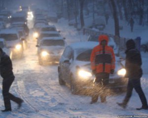 20 сантиметров снега и километровые пробки: как Киев встретил весну