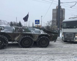 У Києві помітили військову бронетехніку