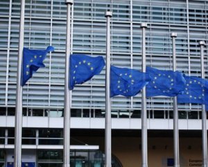 Европарламент поддержал санкции против Польши
