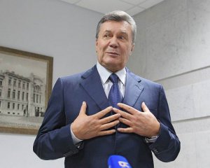 Янукович бідкається, що не може потрапити на свій суд