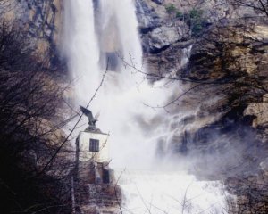 В окупованому Криму вирує найбільший водоспад України - відео