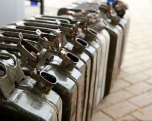 Захисники України залишилися без палива на 676 млн грн
