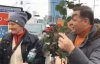 "Дівчатка, кому не дав?" - Ляшко на вокзалі роздавав троянди