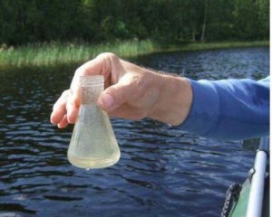 В Херсонской области химикатами отравили речку