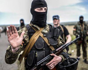 &quot;Специально так делают, чтобы шли воевать&quot; - на Донбассе задержали боевика