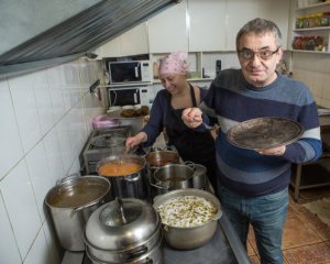 Часть дохода отдают армии - переселенец открыл ресторан в Киеве