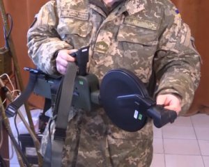 Украинским саперам передали новое снаряжение от США