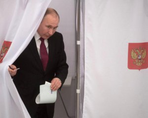 На &quot;вибори Путіна&quot; зганяють студентів та безхатьків. Спостерігачів б&#039;ють