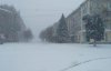 Весна відміняється: окупований Луганськ замело снігом - фото