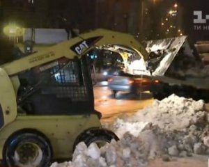 Сколько тонн снега вывезли из Киева