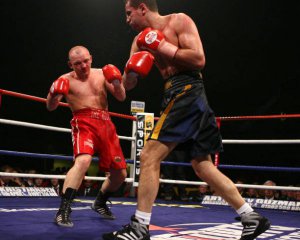 Котельник нокаутував чемпіона світу за 26 секунд до фінального гонга