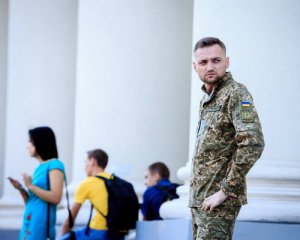 &quot;Лікувався за свій рахунок, квартиру не отримав&quot; - журналіст розповів шокуючі подробиці із життя загиблого льотчика Волошина