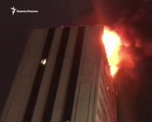 Нова пожежа: горить багатоповерхівка в столиці Чечні