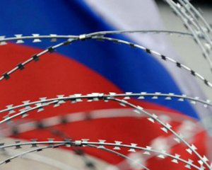 Мир наказывает преступника - дипломат назвал два сценария для России