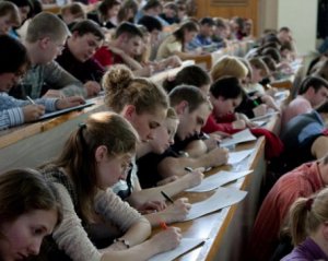 Українські студенти отримають  стипендії від Казахстану