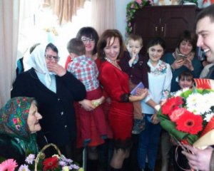 Мати-героїня відсвяткувала ювілей у колі 147 родичів