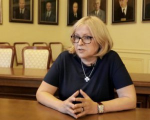 НМУ ім. Богомольця попросив Гройсмана втрутитись у ситуацію з Амосовою