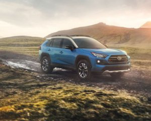 Як рекламують найяскравіші кросовери Нью-Йоркського автосалону