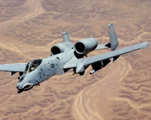 В Африке разбился военный самолет США