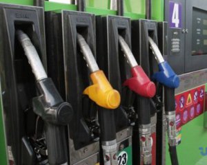 Експерти розповіли про ціни на пальне