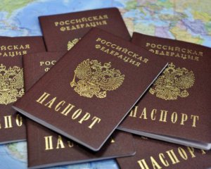 Ватажки бойовиків на Донбасі купують російське громадянство за тисячі доларів