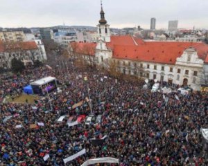Словаки протестуют из-за убийства журналиста