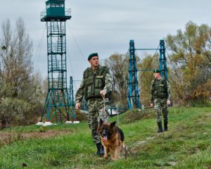 Пограничники начали усиленно патрулировать границу с аннексированным Крымом