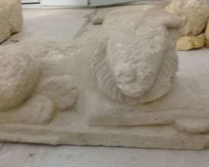 Археологи знайшли давньоримський храм зі статуями левів