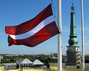 Росія не повинна тиснути на інші країни, використовуючи мовні питання - глава МЗС Латвії