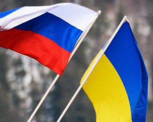 У Порошенко объяснили инициативу частично расторгнуть договор с РФ