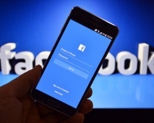 У Росії можуть заборонити Facebook