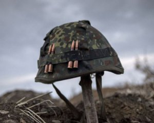 Оккупант продолжает бить по Донбассу: один украинский воин погиб, трое ранены