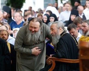 Прихожан Московского патриархата в Украине уменьшилось вдвое - опрос