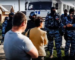 Окупанти викрали 40 українців та кримських татар