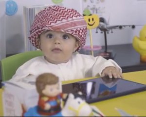 В Дубаї співробітником аеропорту став 8-місячний хлопчик