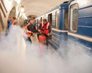 В Киевском метро произошла чрезвычайная ситуация
