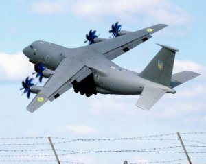 Німеччина возитиме військові вантажі українськими літаками