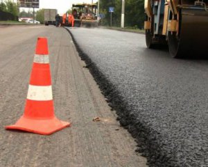 Оголосили, скільки грошей витратять на ремонт київських доріг