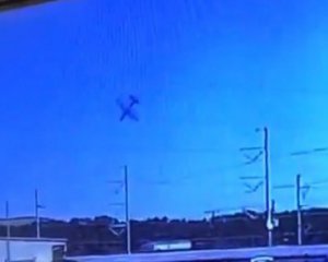 З&#039;явилося відео падіння військового літака в США