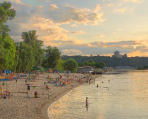 В Киеве откроют 13 пляжей