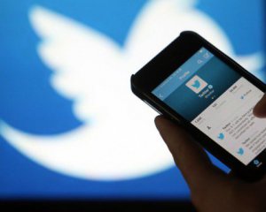 Пользователей Twitter просят сменить пароли