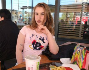 Исчезла 17-летняя девушка с татуировками