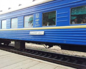 Укрзализныця запустит новые поезда на Троицу