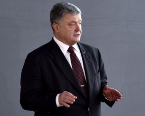 Порошенко привязал выборы на Донбассе к миротворческой миссии ООН