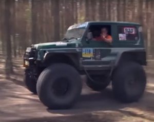 Випередив Ілона Маска: український винахідник 15 років їздить на електричному позашляховику