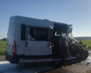 У Білорусі затримали  українського водія, який з дітьми потрапив у аварію