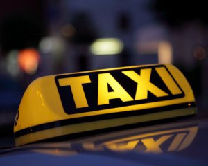 Не влаштувала ціна: пасажир стріляв у таксиста