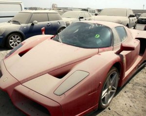 Что можно увидеть на свалке авто в Арабских Эмиратах